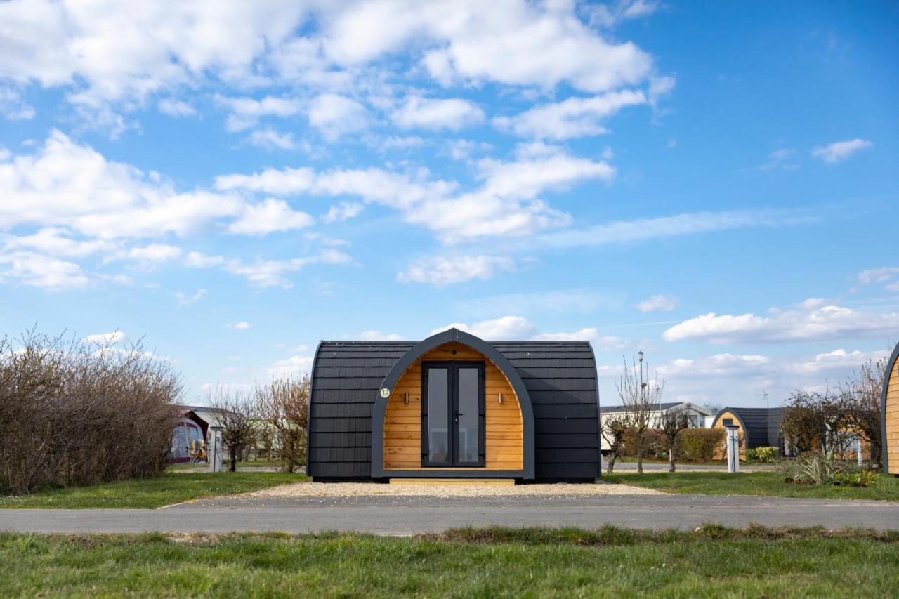 Camping Pods, Carlton Meres Holiday Park Rendham ภายนอก รูปภาพ